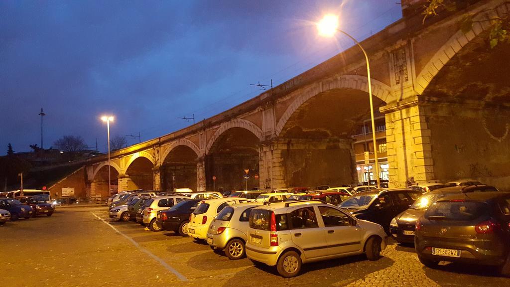 רומא Al Ponte Del Papa B&B מראה חיצוני תמונה